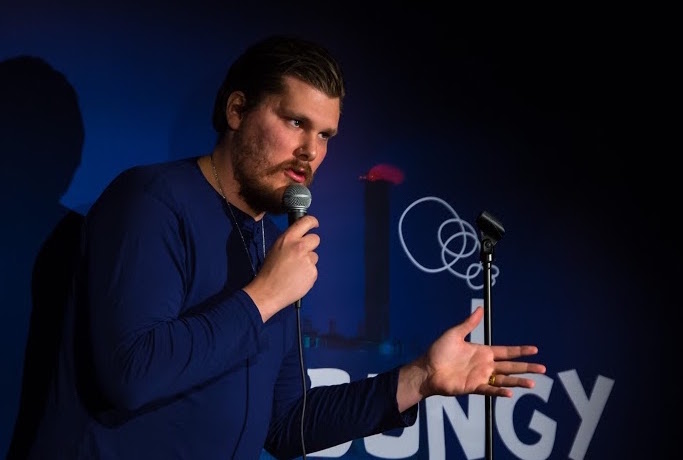 Daniel underhåller – du kommer väl?