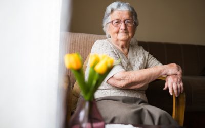 Slopat besöksförbud på seniorboenden